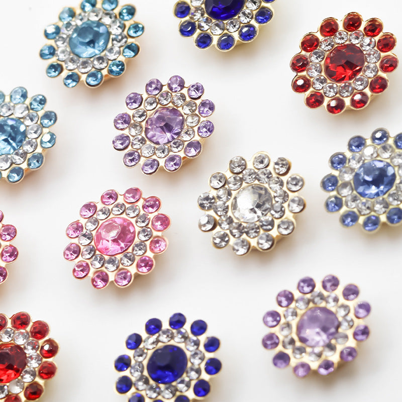 Wholesale 8/12mm 100PCS/PACK Round Three-layer Flower Plate Glass Beads