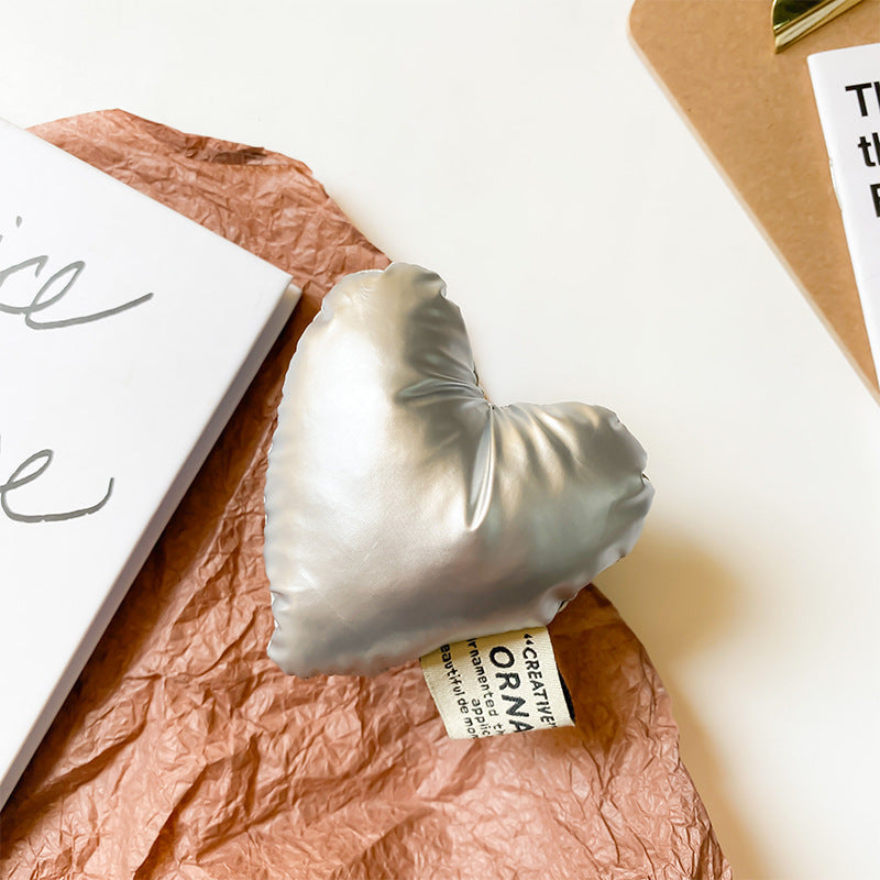 Wholesale Plastic Solid Color Love Three-dimensional Niche Mobile Phone Case