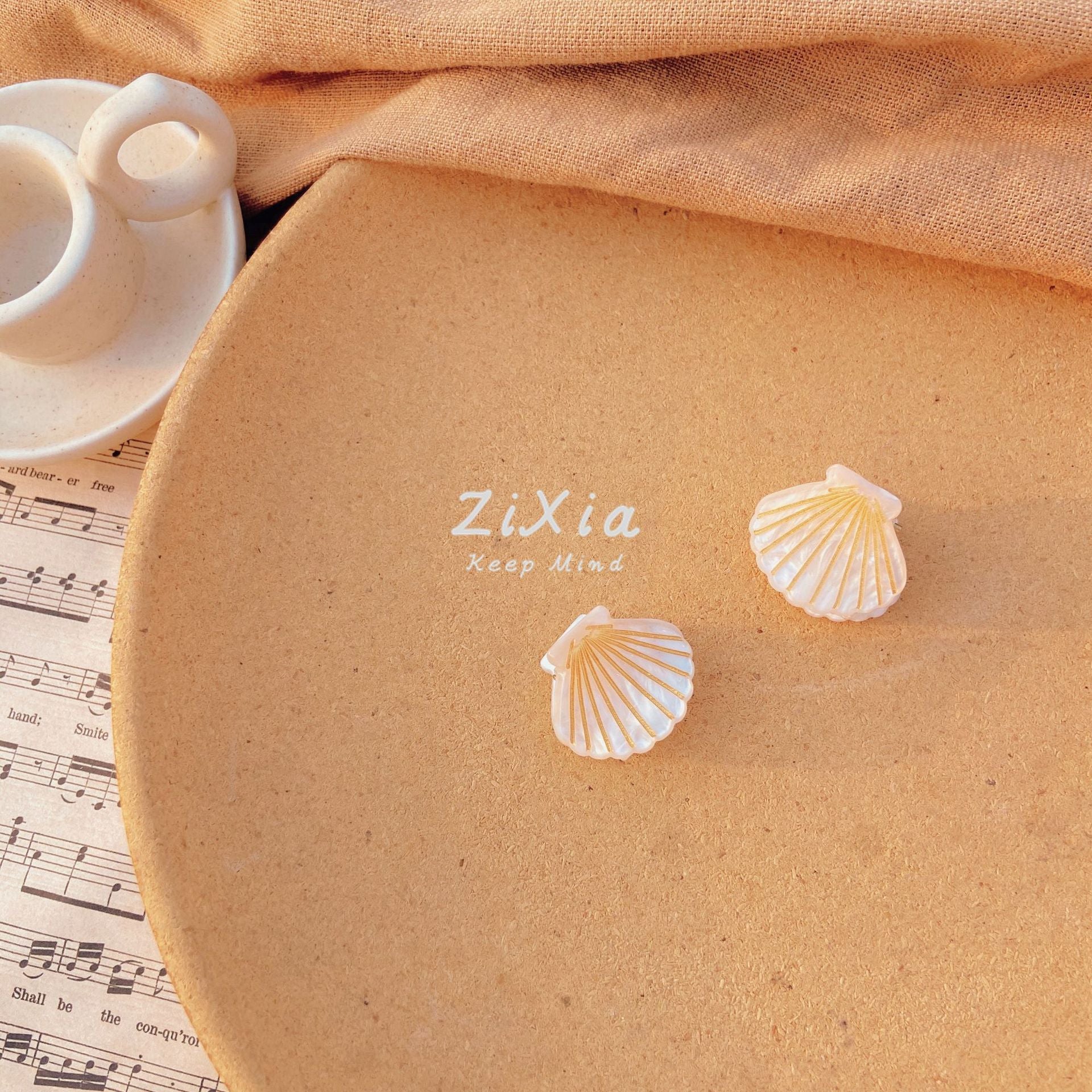 Wholesale Shell Mini Plastic Hair Clips