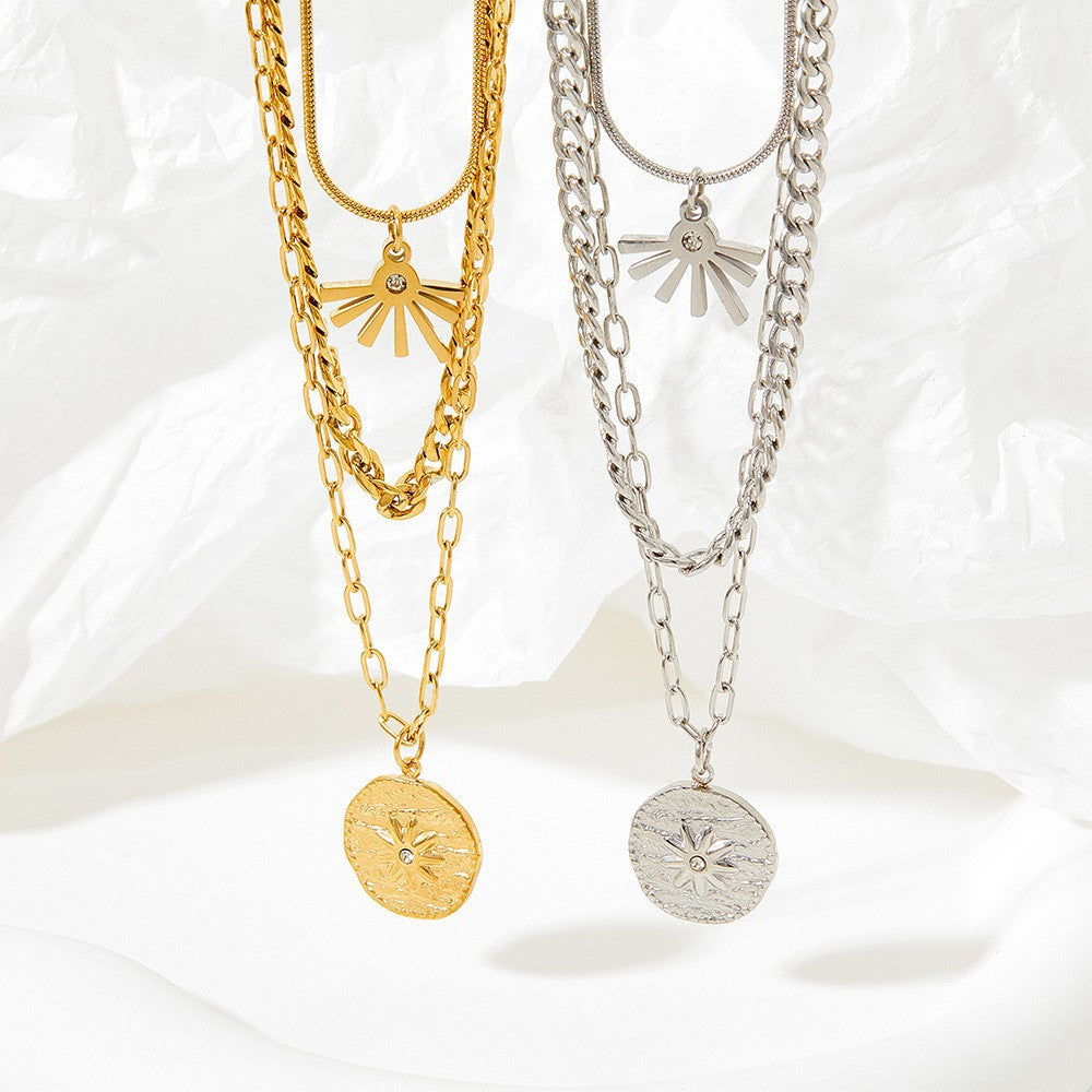 Wholesale Stainless Steel Gold-plated Geometric Medal Sun Flower Pendant Clavicle Necklace