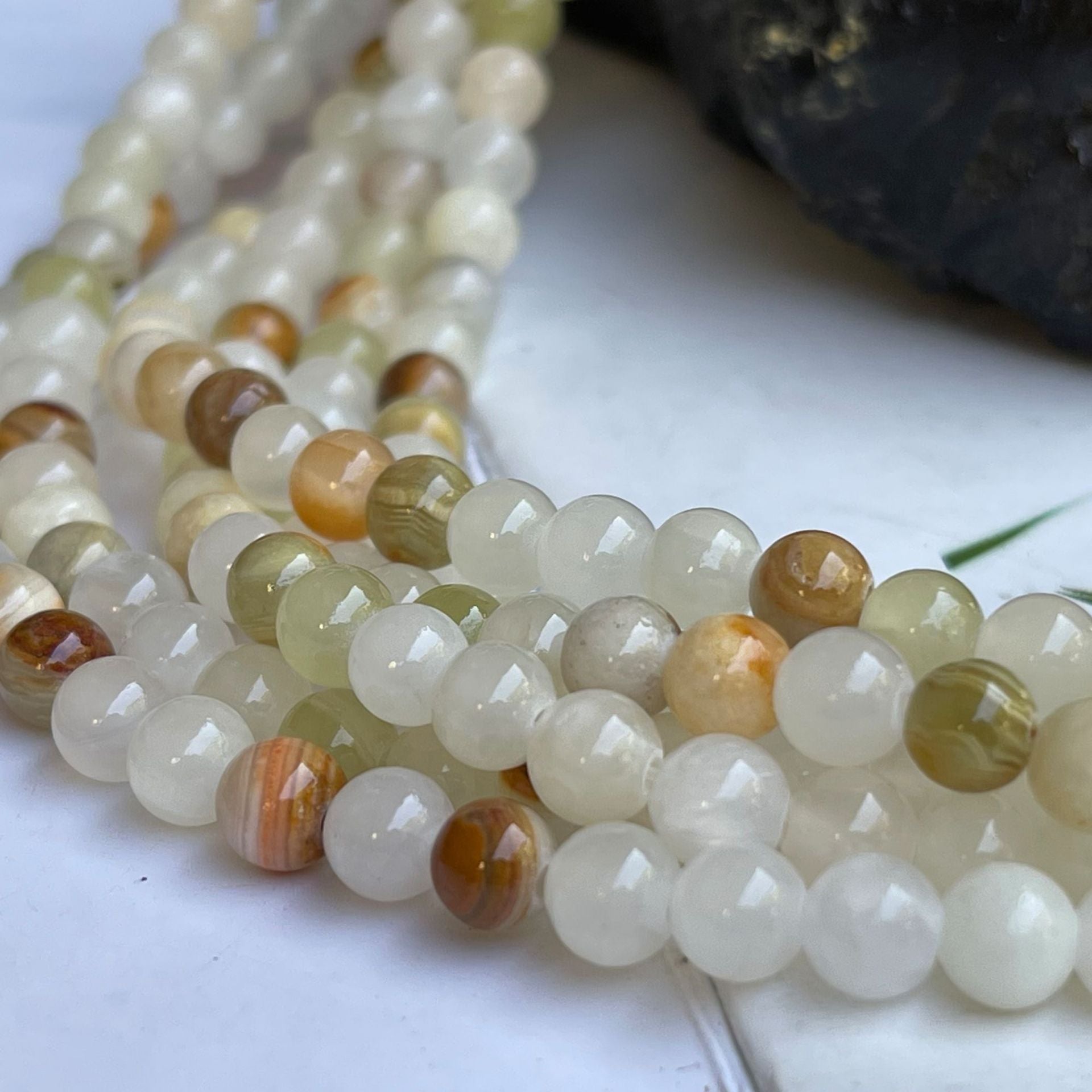 Al por mayor 31-85pcs/Pack Natural Stone Afghan Jade Beads 4-12 mm
