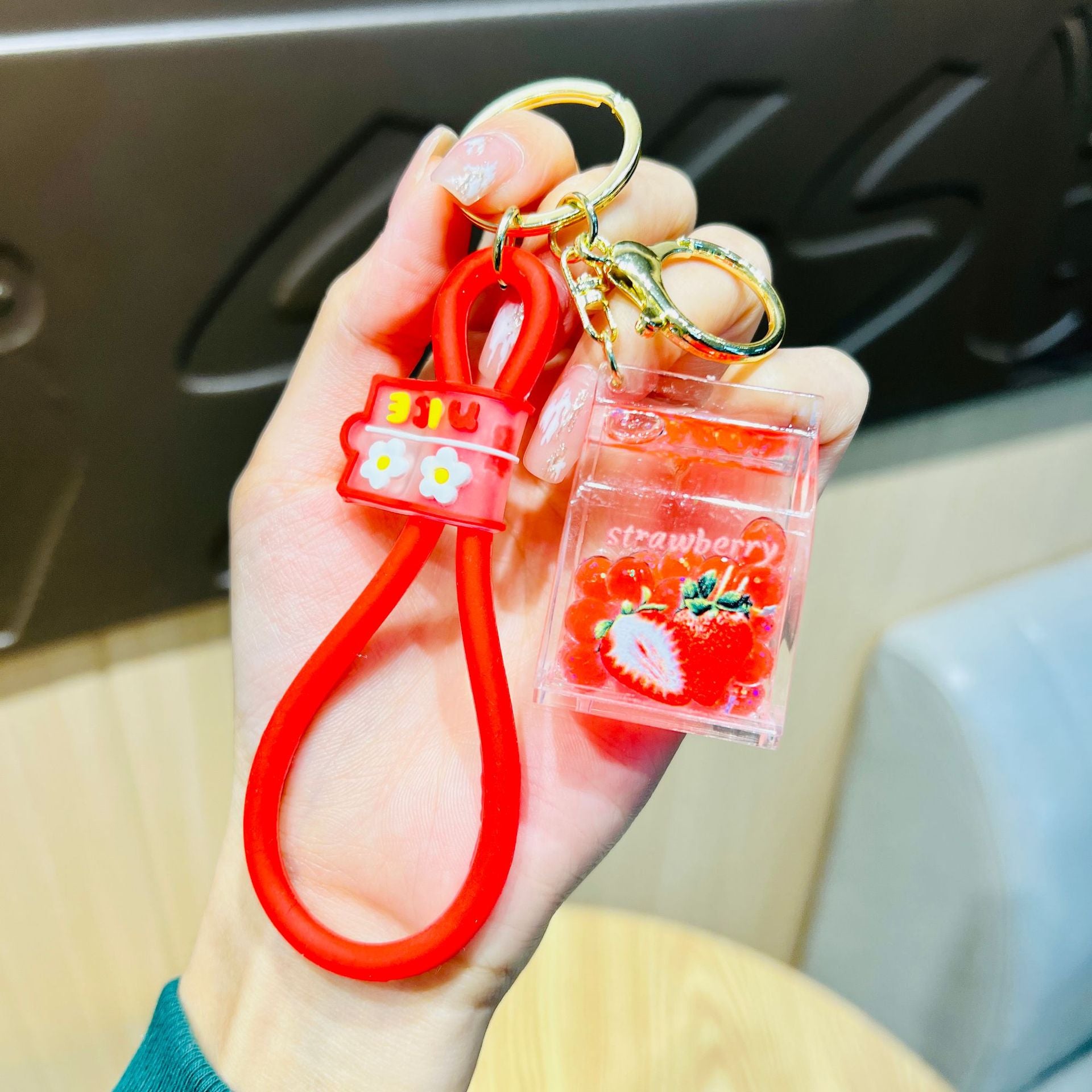 Wholesale Acrylic Fruit Oil Quicksand Drift Bottle Keychain