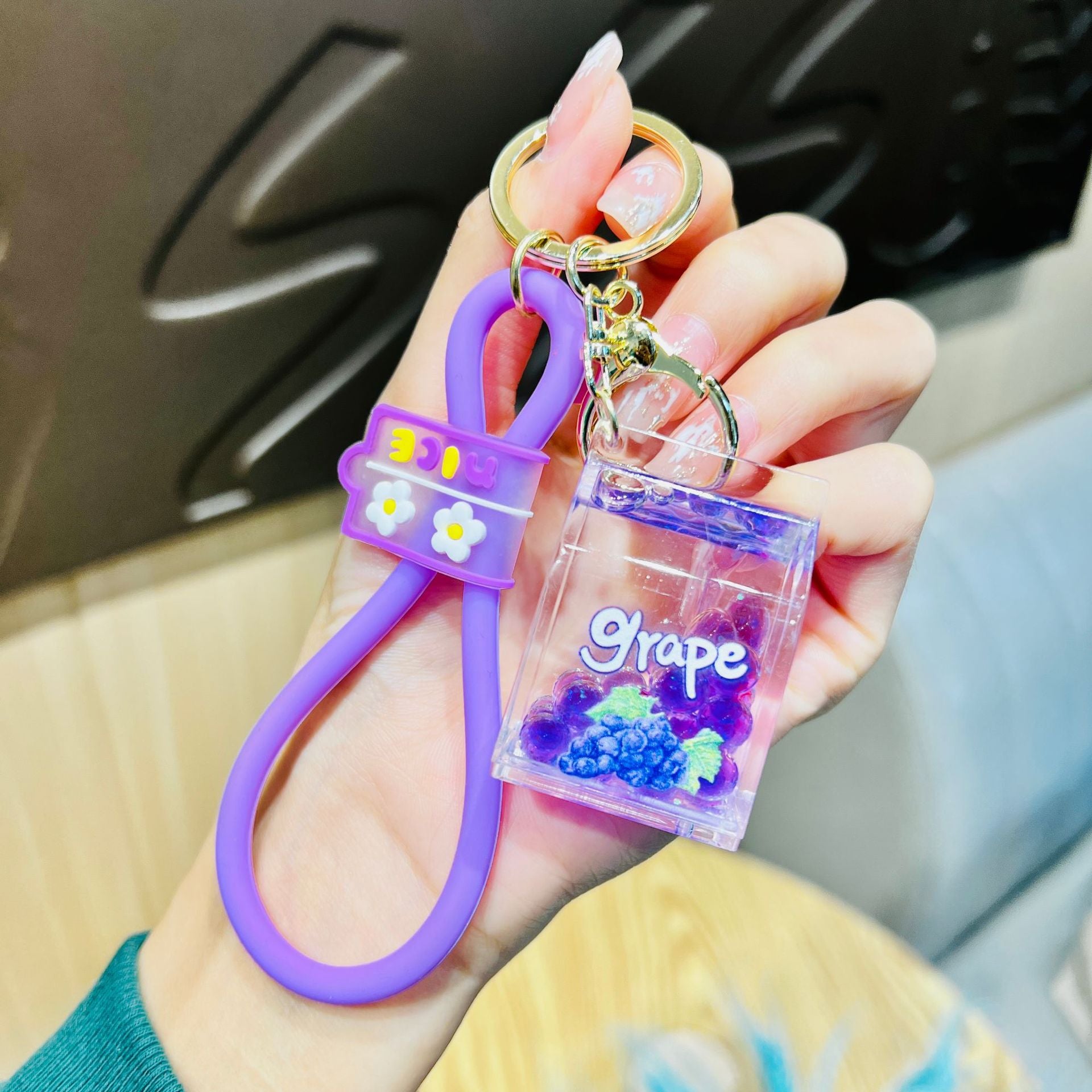 Wholesale Acrylic Fruit Oil Quicksand Drift Bottle Keychain