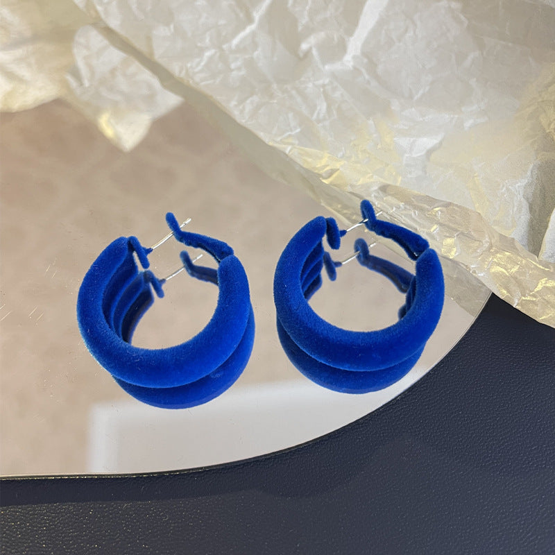 Wholesale Vintage Flocked C Shape Tulle Earrings