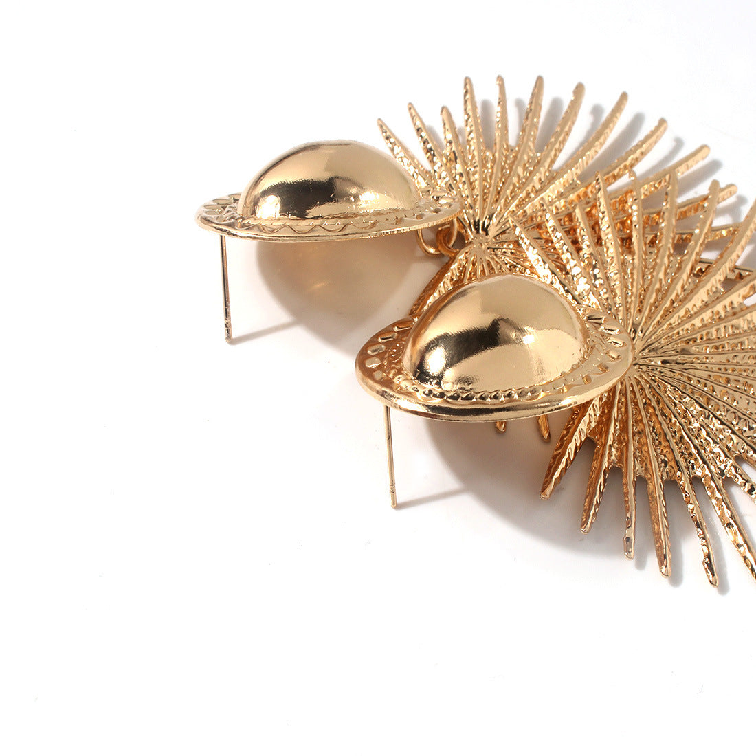 Wholesale Statemente Gold Alloy Earrings