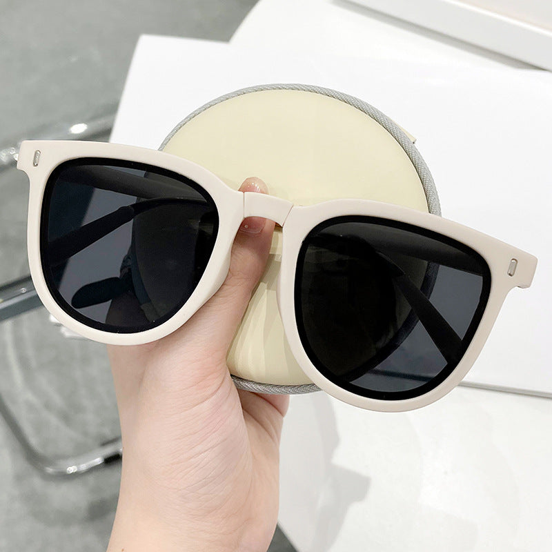 Wholesale PC Foldable Banana Blush Men Sunglasses