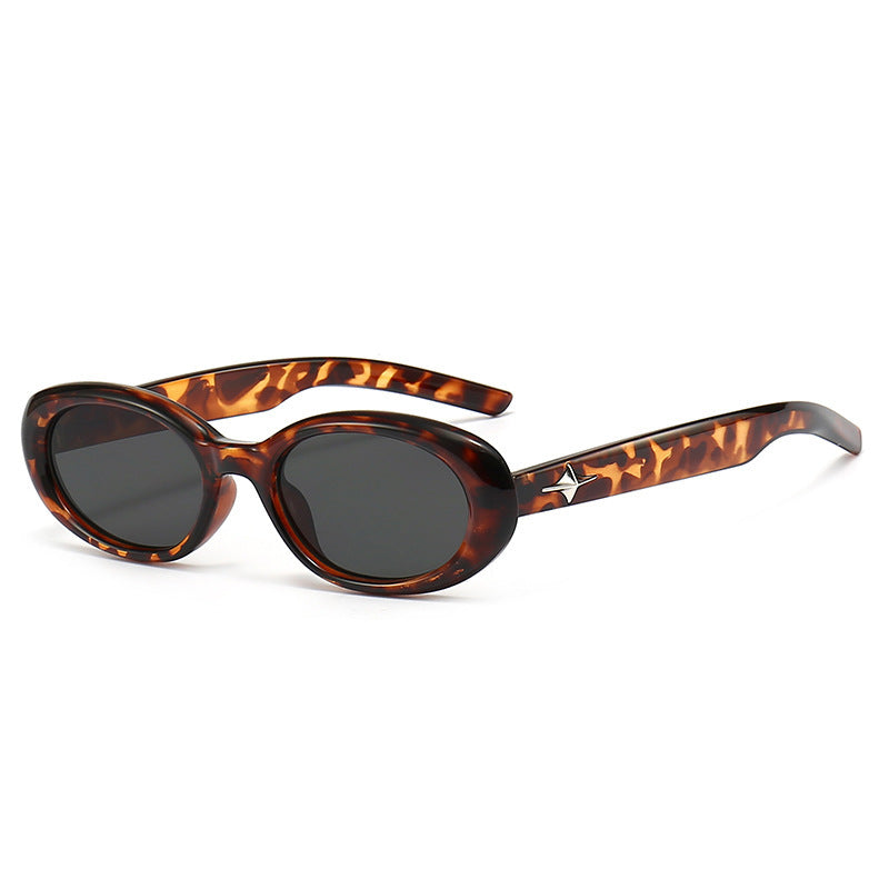 PC al por mayor Marco pequeño gafas de sol ovaladas