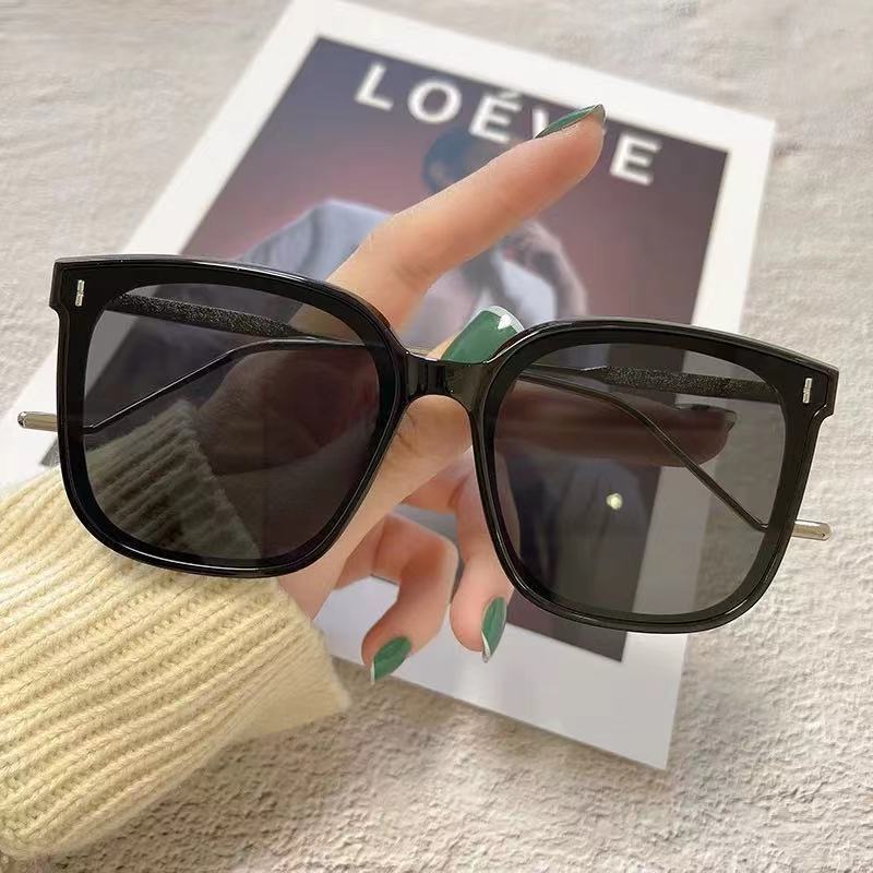Wholesale Vintage Anti UV PU Sunglasses