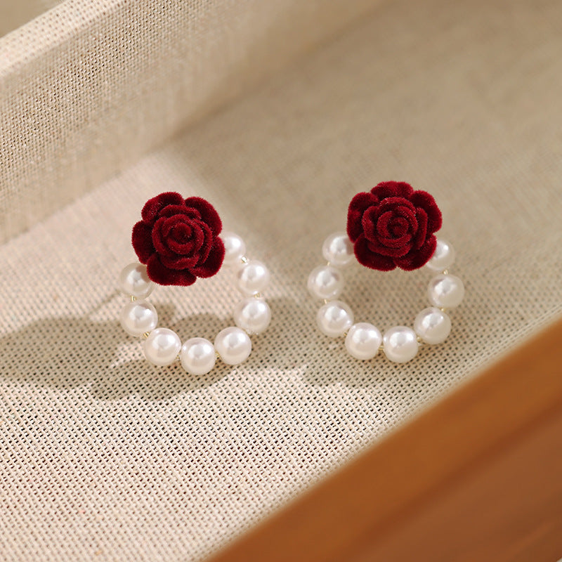 Wholesale Rose Pearl Vintage Alloy Earrings