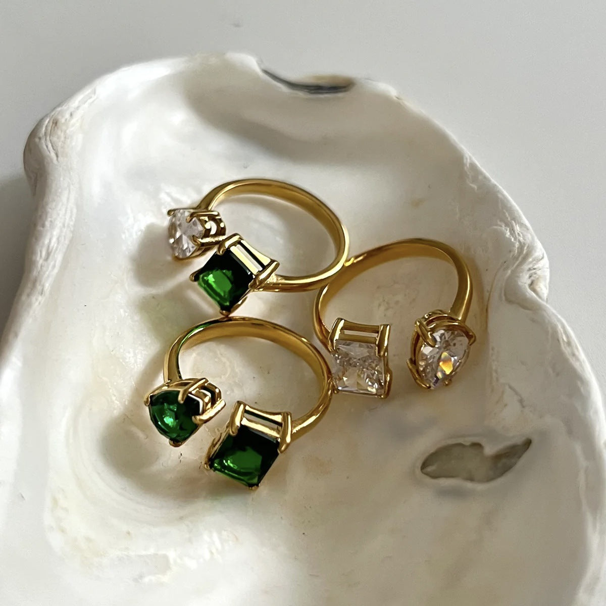 Wholesale 18k Real Gold Plated Titanium Steel Open Water Drop Square Zircon Ring