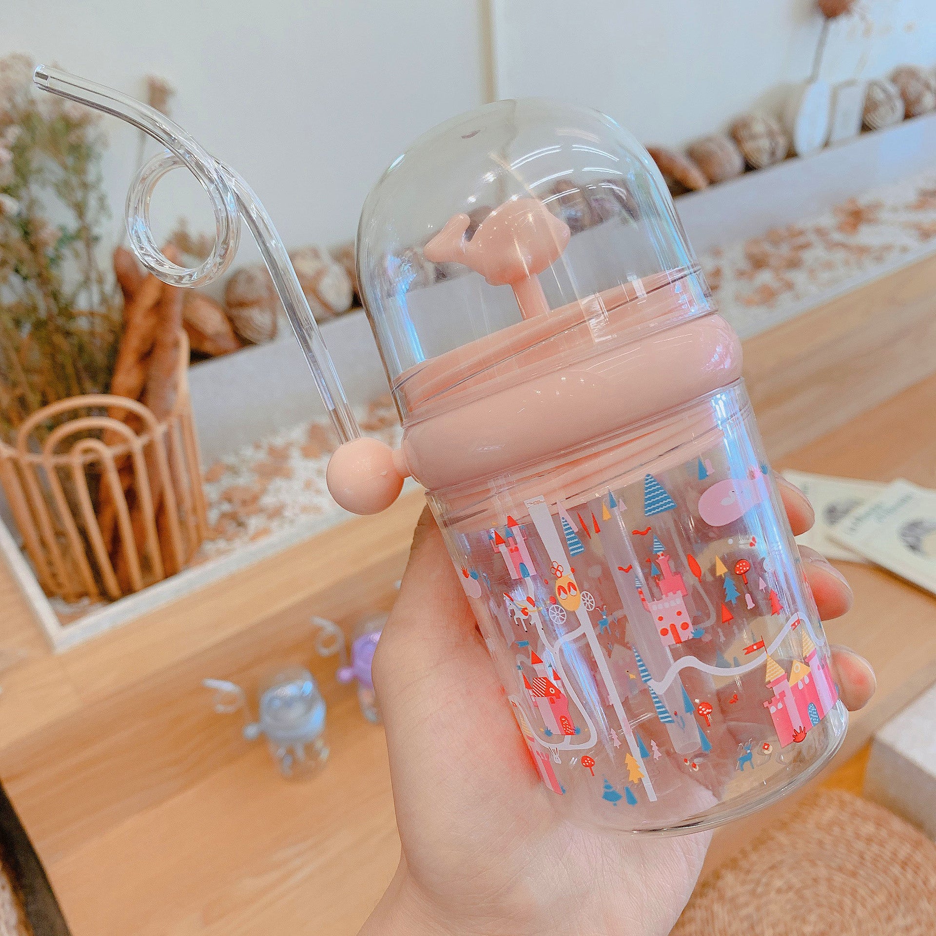 Wholesale Water spray whale cup children's portable anti-fall plastic cup with scale windmill