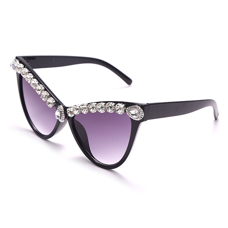 Wholesale Large Frame Cat Eye Diamond Embedded PC Sunglasses