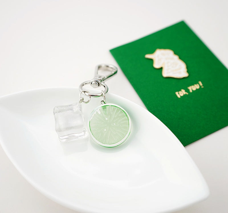 Venta al por mayor Llavero acrílico del cubo de hielo del limón