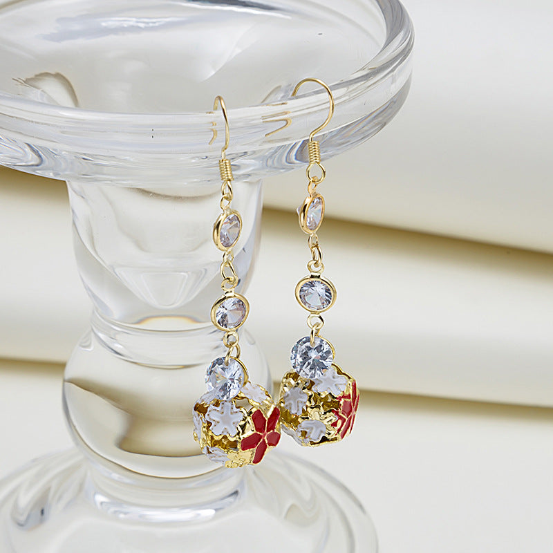Wholesale Vintage Flower Openwork Alloy Earrings