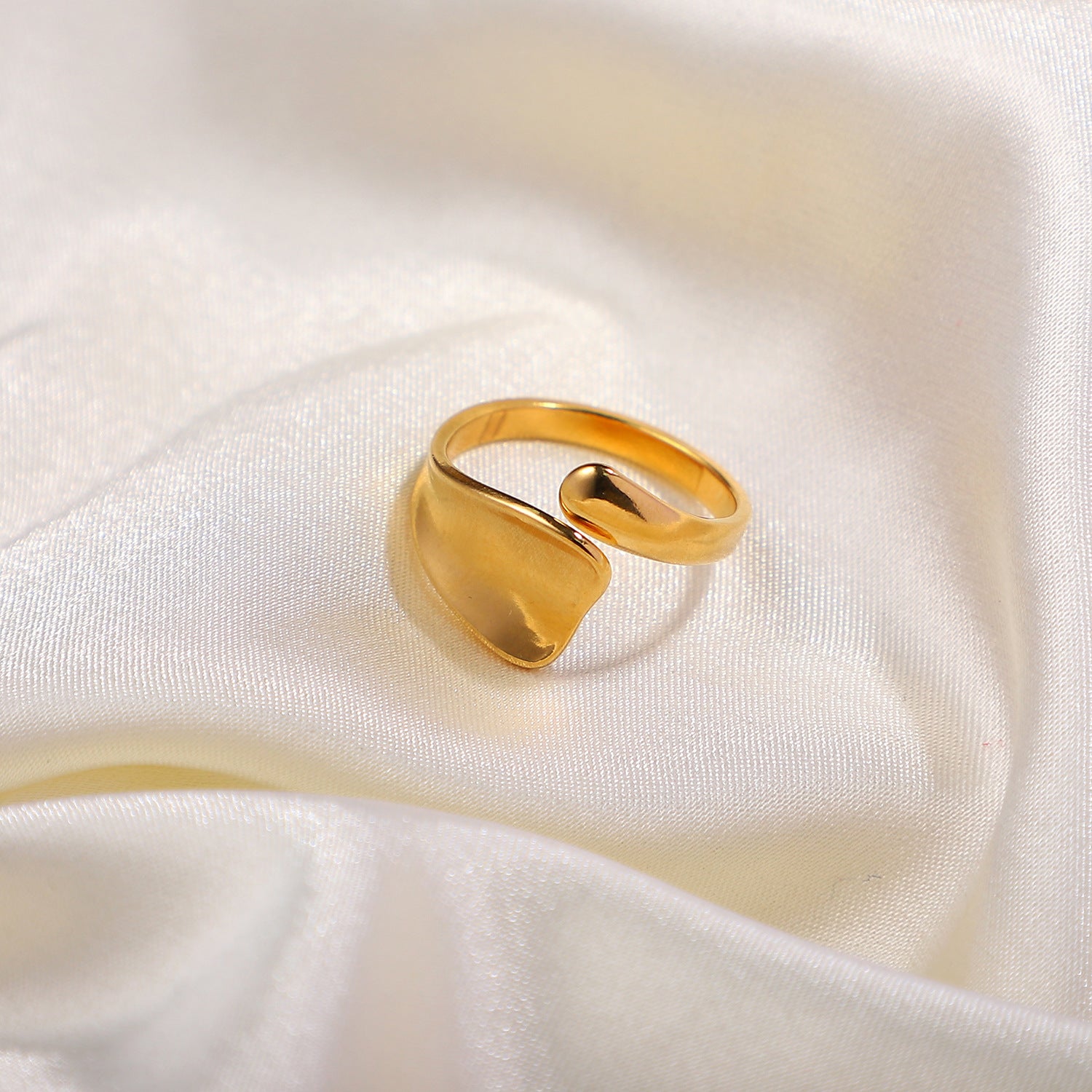 Wholesale 18K Gold Plated Stainless Steel Rings