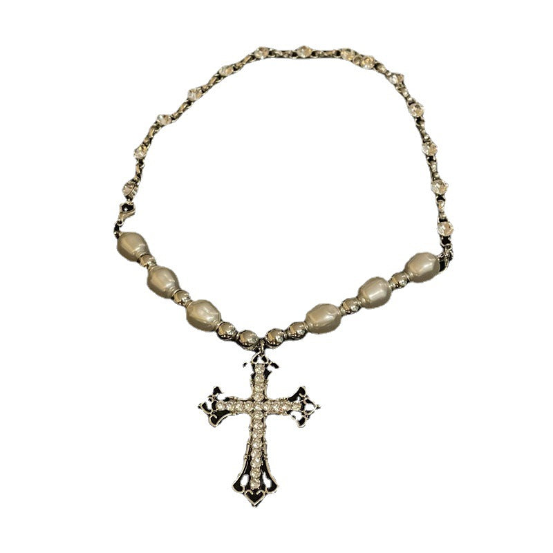 Venta al por mayor Collar de cruz de diamante hueco de aleación