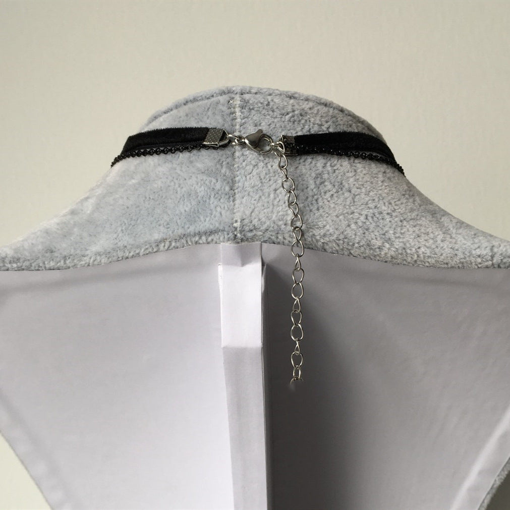 Wholesale Alloy Dark Moon Pendant Black Necklace