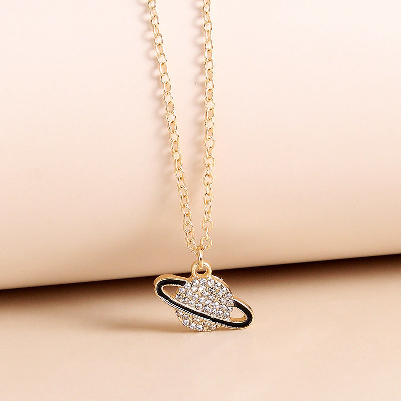 Wholesale Zinc Alloy Saturn Diamond Pendant Necklace