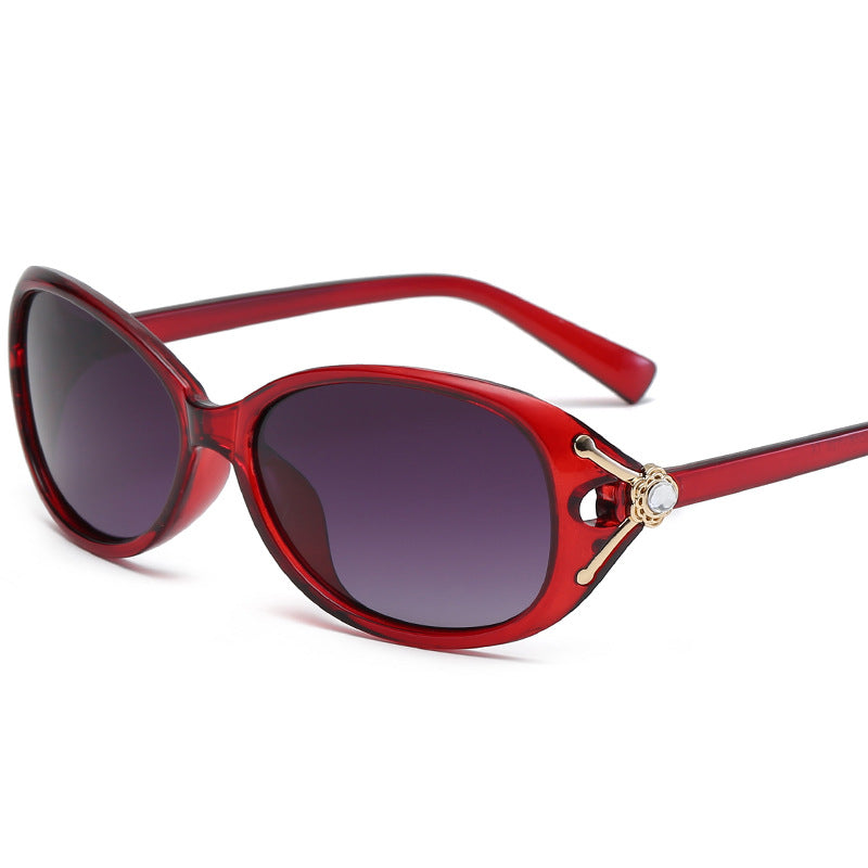 Wholesale Small Frame Diamond UV Protection PC Sunglasses