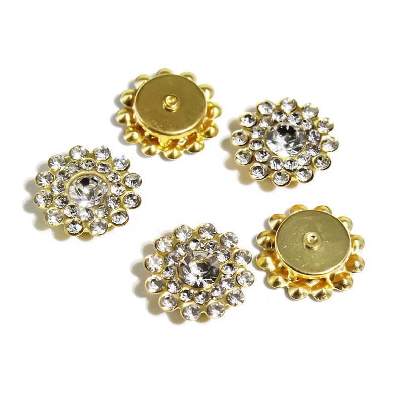 Wholesale 8/12mm 100PCS/PACK Round Three-layer Flower Plate Glass Beads