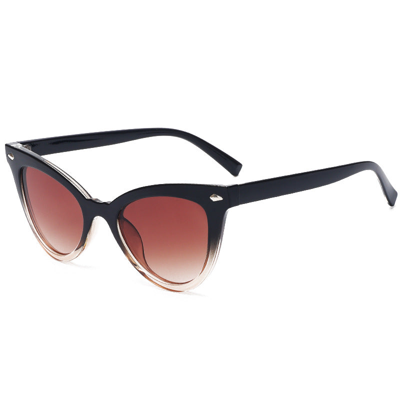 Venta al por mayor Triangle Cat's Eye PC Gafas de sol para hombres y mujeres