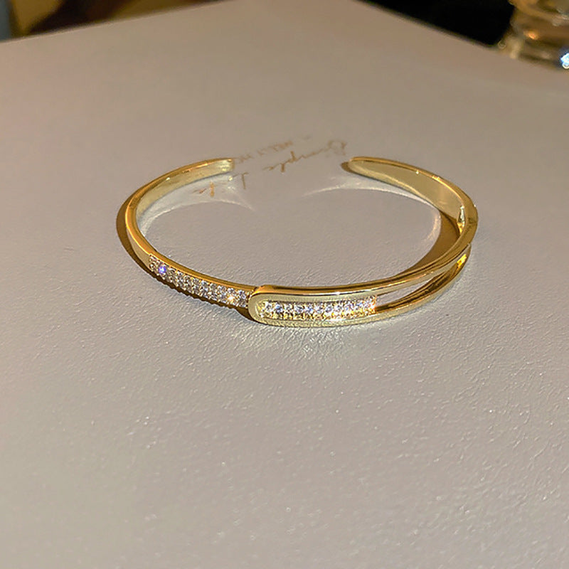 Brazalete de metal de serpiente de alfabeto de circón al por mayor