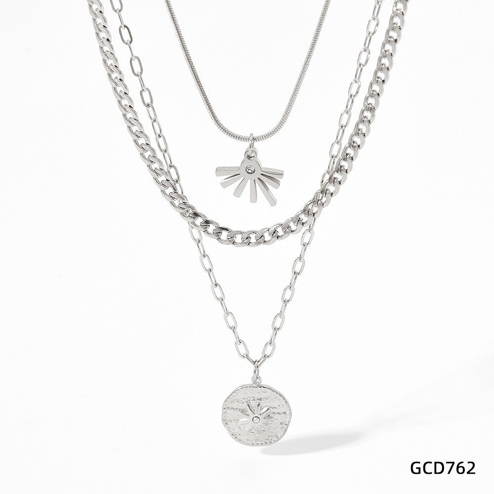 Wholesale Stainless Steel Gold-plated Geometric Medal Sun Flower Pendant Clavicle Necklace
