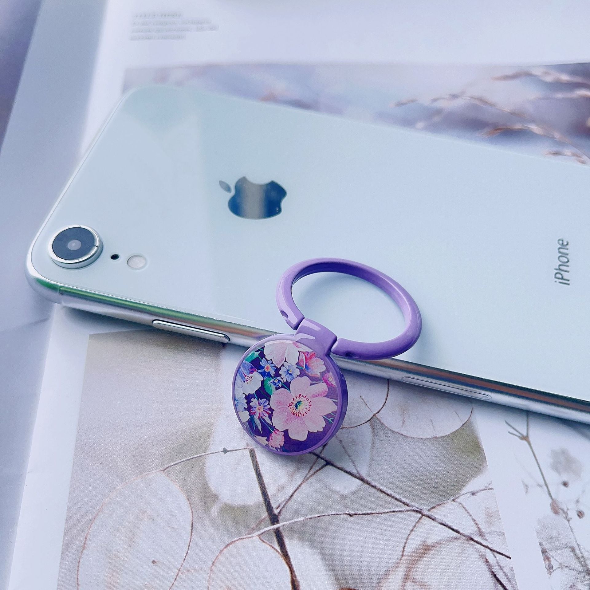 Soporte de teléfono móvil de flor pequeña con hebilla de anillo de metal al por mayor