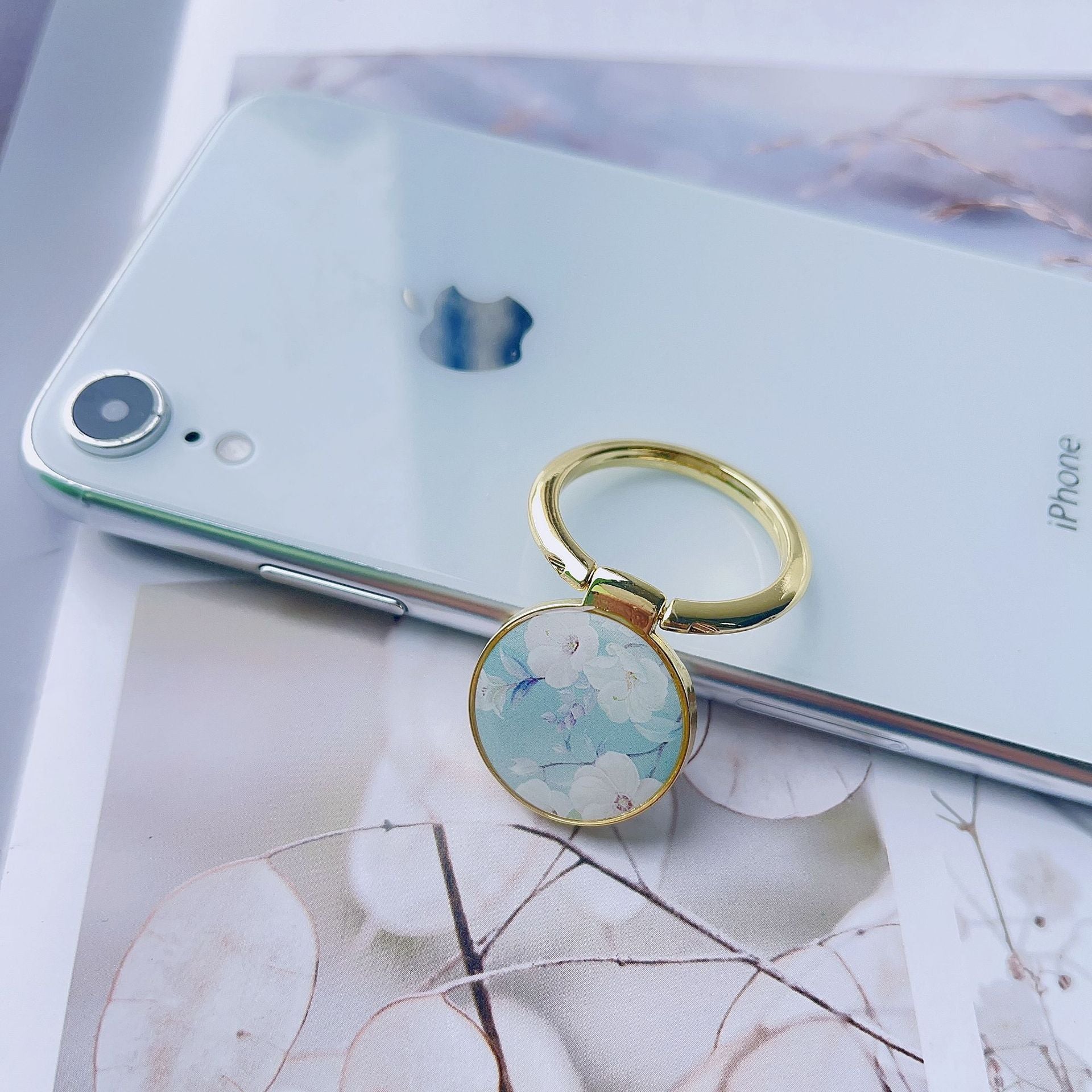 Soporte de teléfono móvil de flor pequeña con hebilla de anillo de metal al por mayor