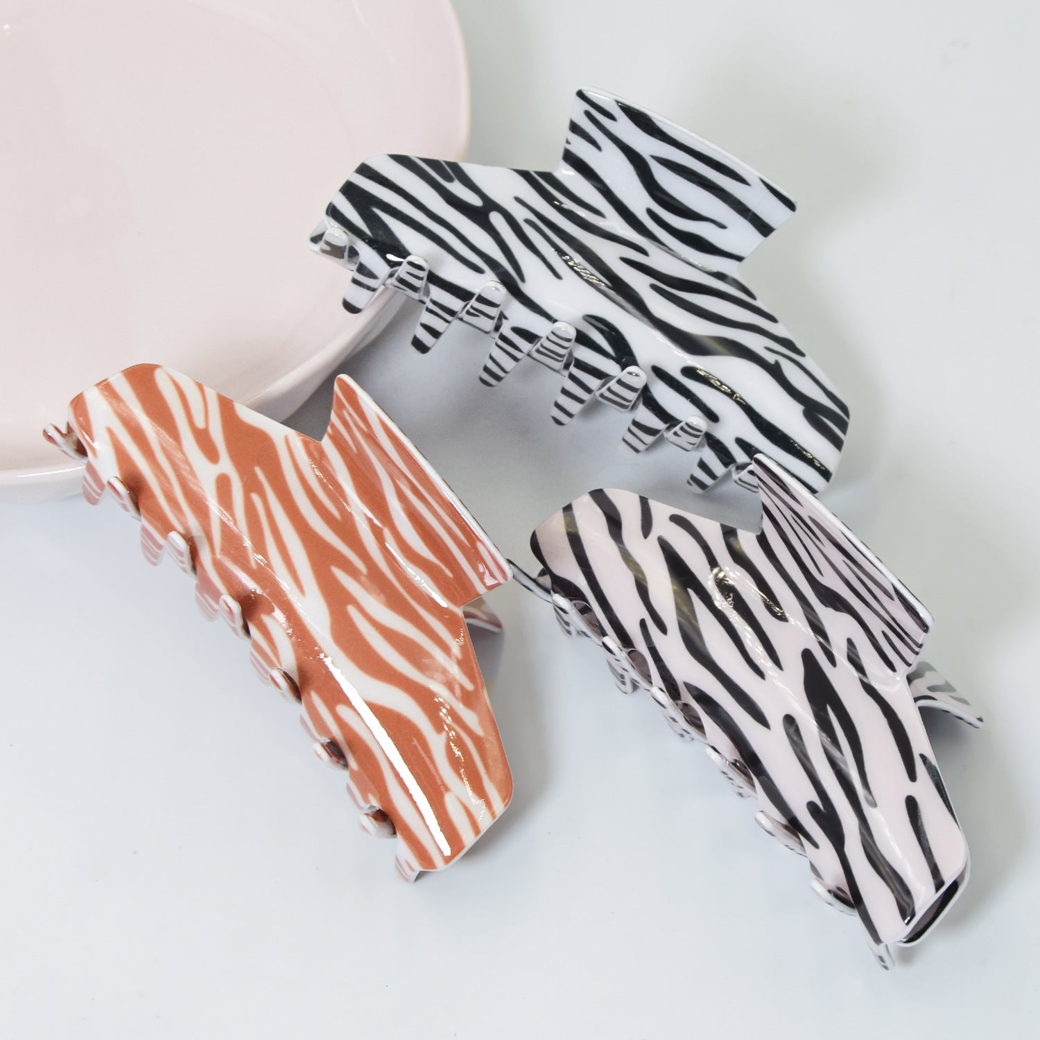 Wholesale Large Size Zebra Hair Clips