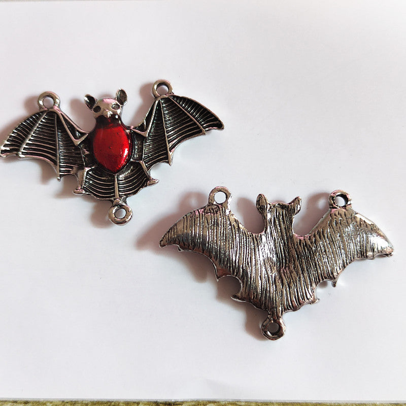 Wholesale Halloween Bat Alloy Pendant Keychain Accessories