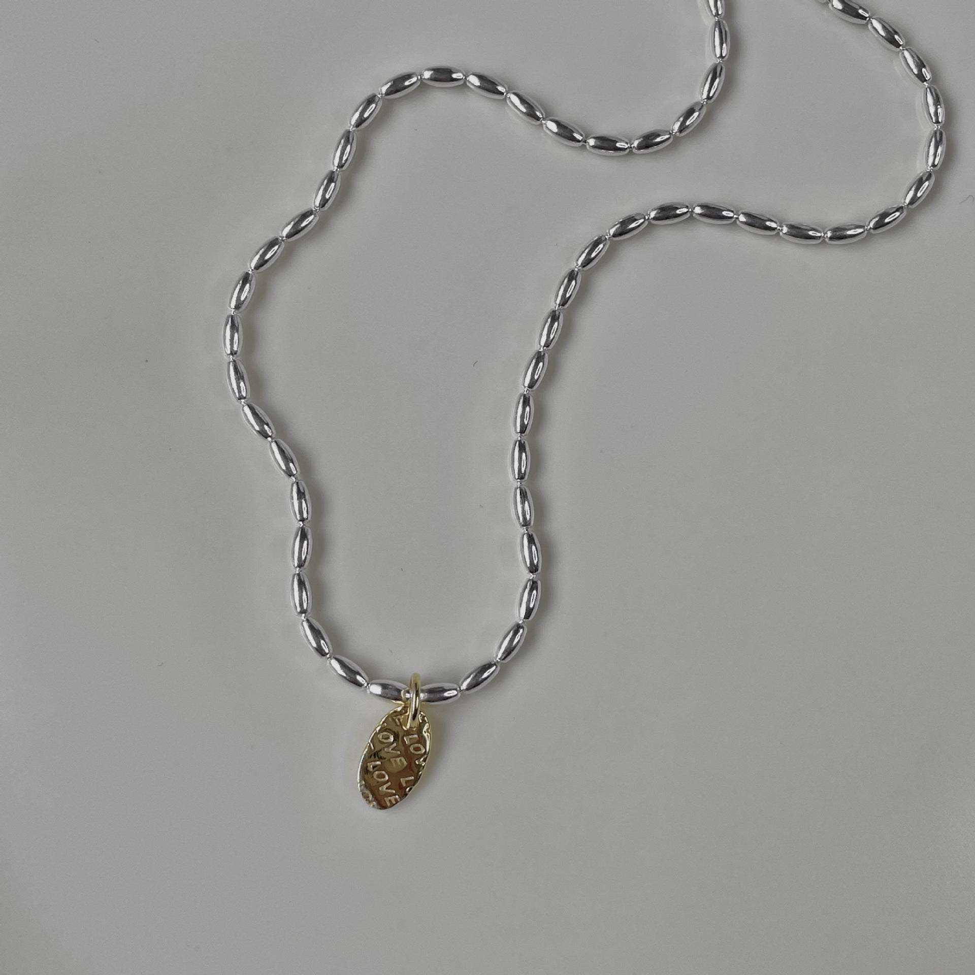 Collar de cuentas de oliva de grano de arroz chapado en platino al por mayor