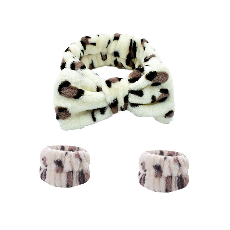 Wholesale Plush Leopard Fabric Headband
