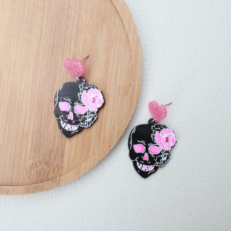 Wholesale Acrylic Pink Skull Earrings Engraved Graffiti Heart