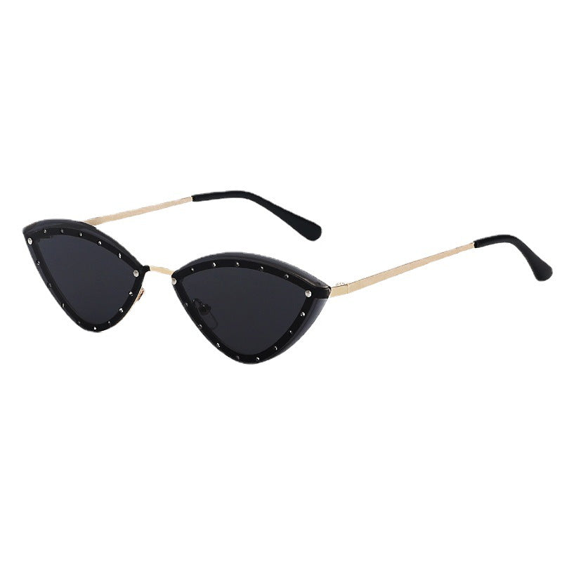 Wholesale PC Diamond Metal Cat's Eye Frame Women's Sunglasses