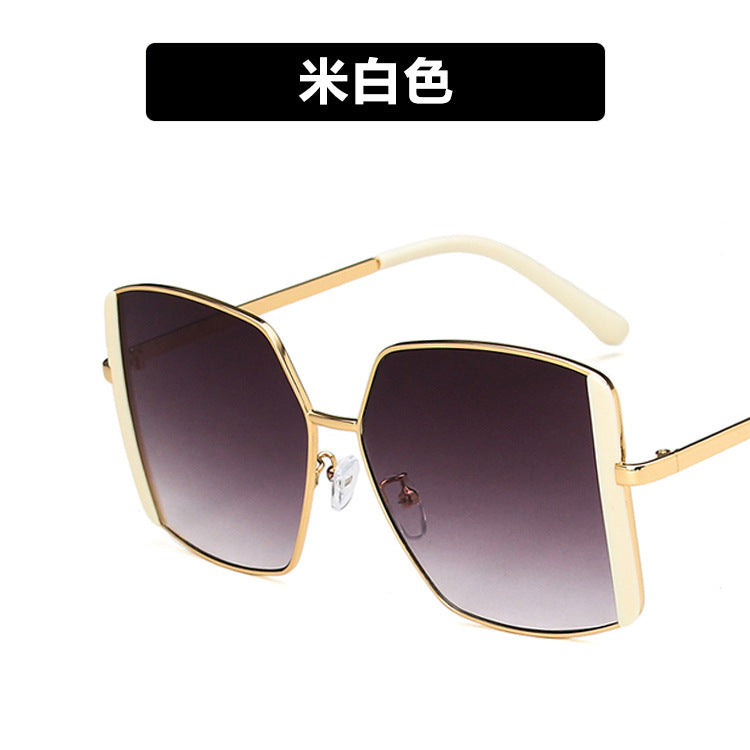 Wholesale Large Frame Square Ladies PC Sunglasses