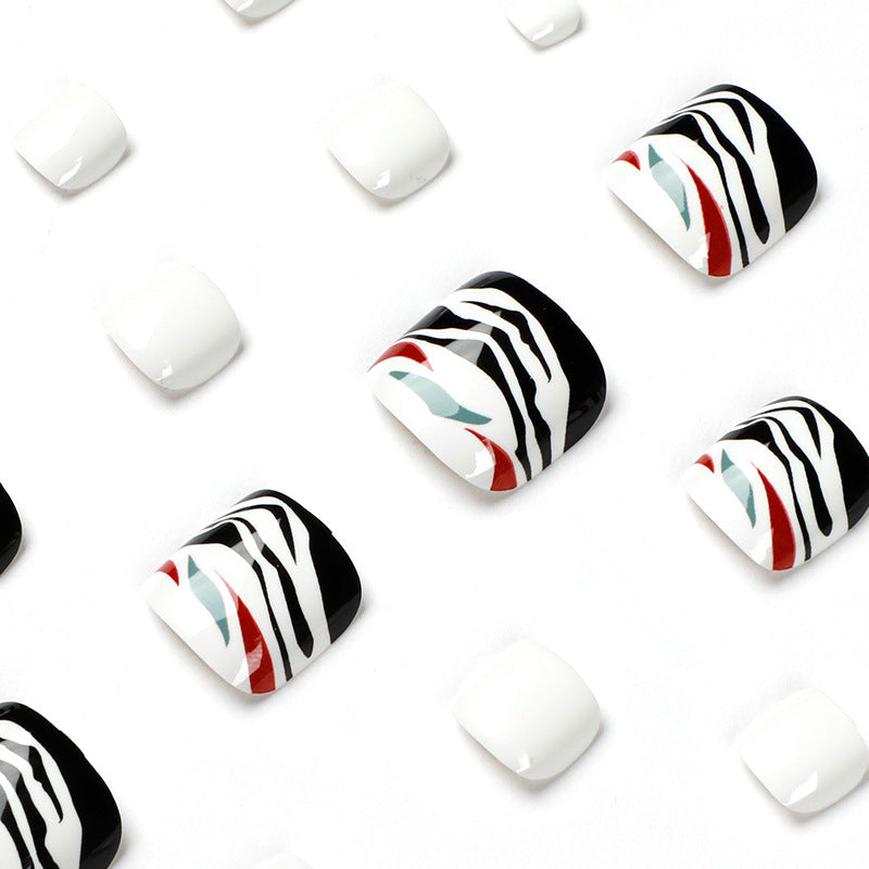 Wholesale Plastic Black and White Foot Manicure Chips