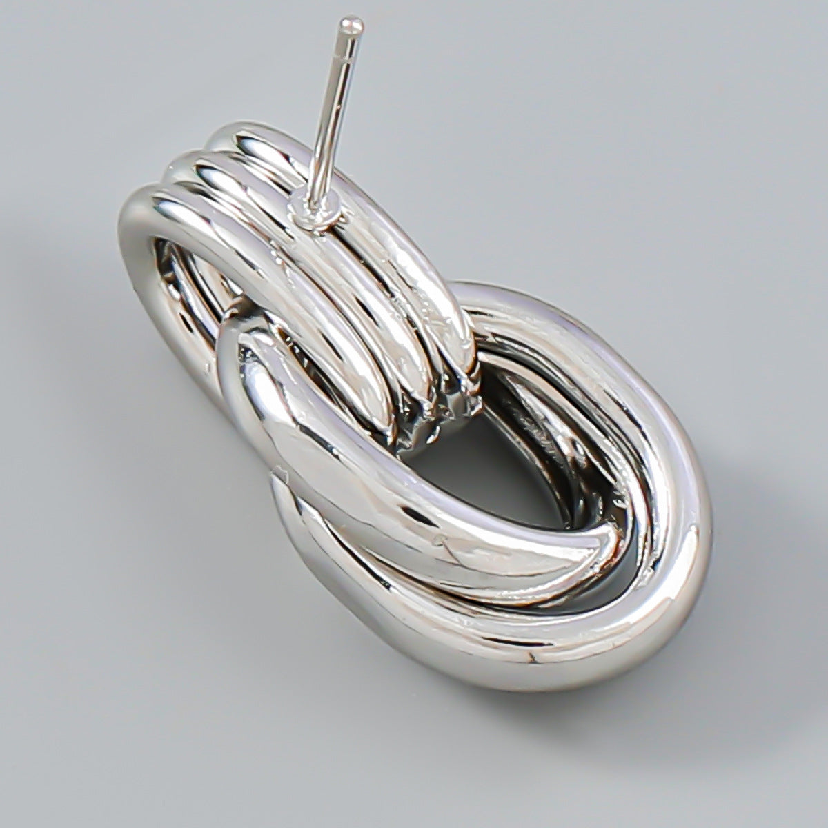 Venta al por mayor Pendientes de aleación de metal