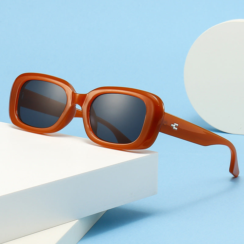Wholesale Minimalist Retro Black Small Frame PC Sunglasses