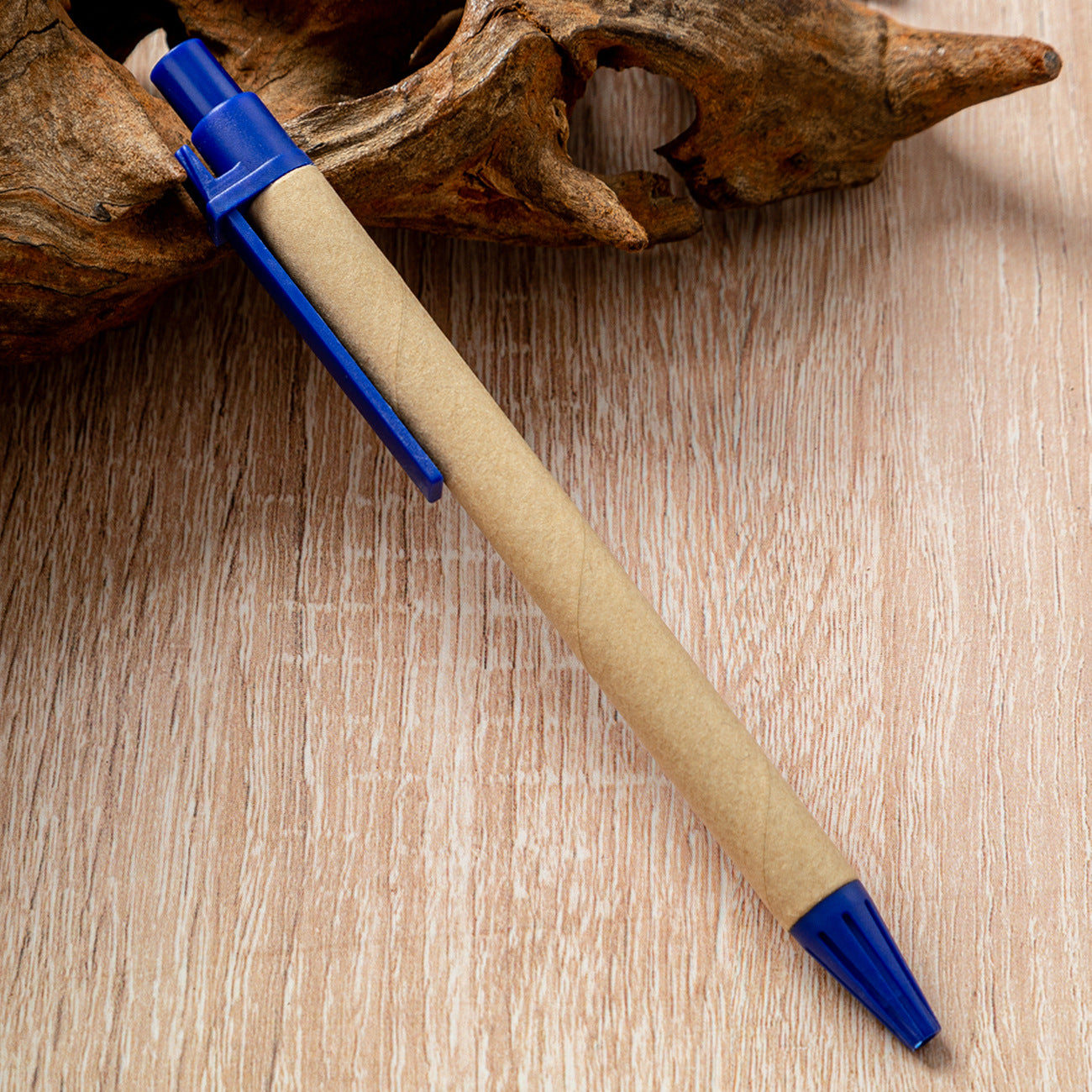 Bolígrafos de plástico de tubo de papel al por mayor