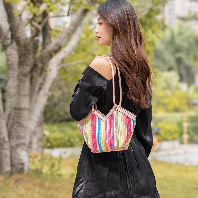 Wholesale Irregular Colored Straw Bags