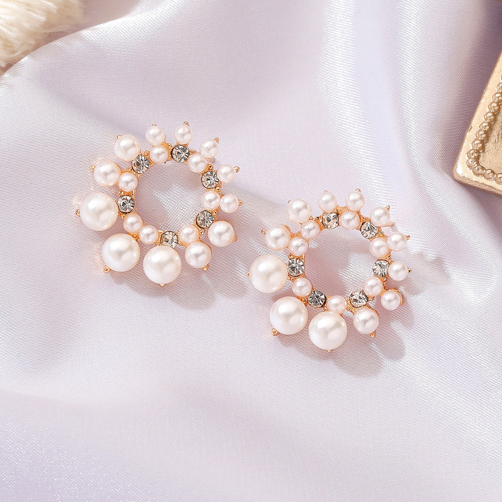 Wholesale French Pearl Round Large Alloy Earrings