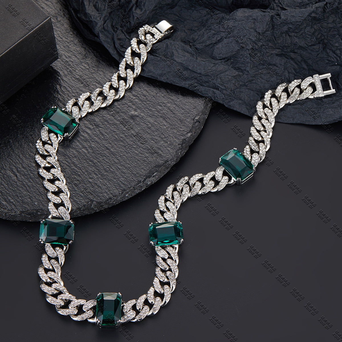 Wholesale Emerald Alloy Rhinestone Cuban Necklaces