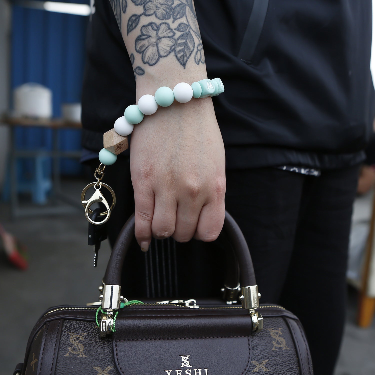 Wholesale Handmade Beaded MAMA Silicone Wrist Key Chain