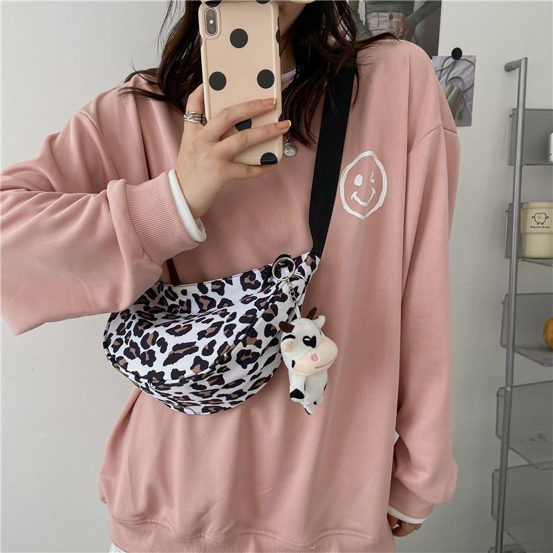 Wholesale Oxford Cloth Leopard Cow Pattern Messenger Bag