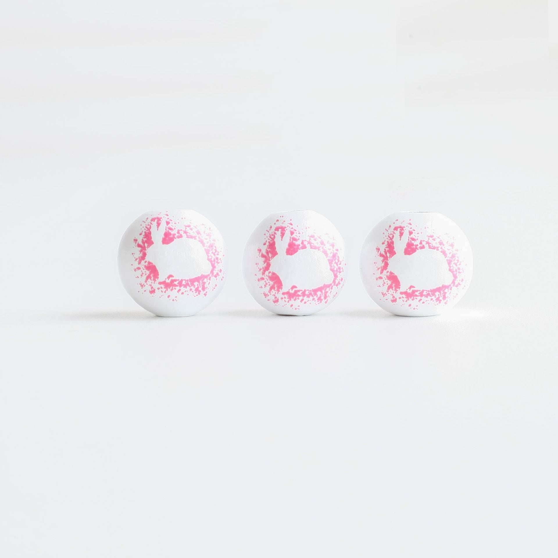 Venta al por mayor 10 piezas 16 MM cuentas de madera de conejito colorido de Pascua