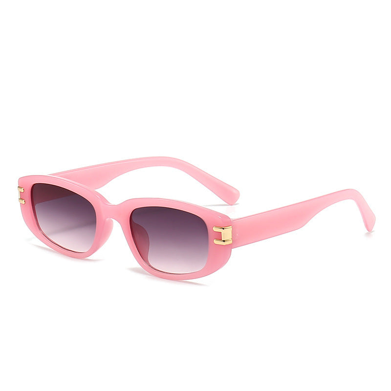 Venta al por mayor Retro Cat Eye PC Gafas de sol para mujer