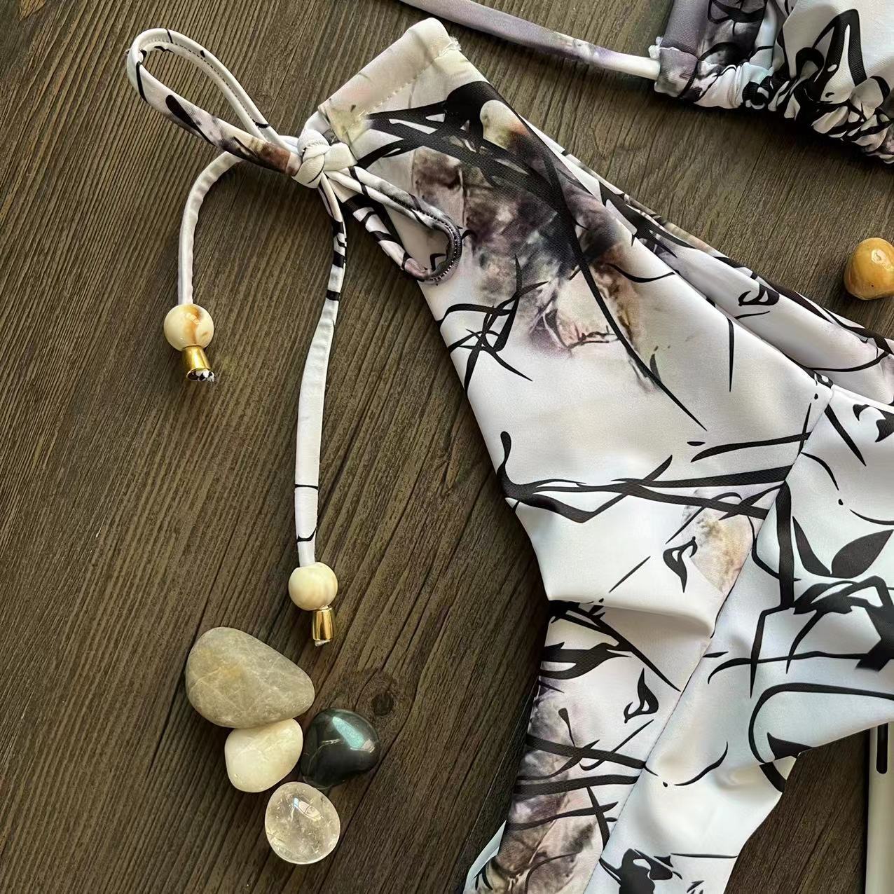 Traje de baño de poliéster dividido de nueva impresión al por mayor