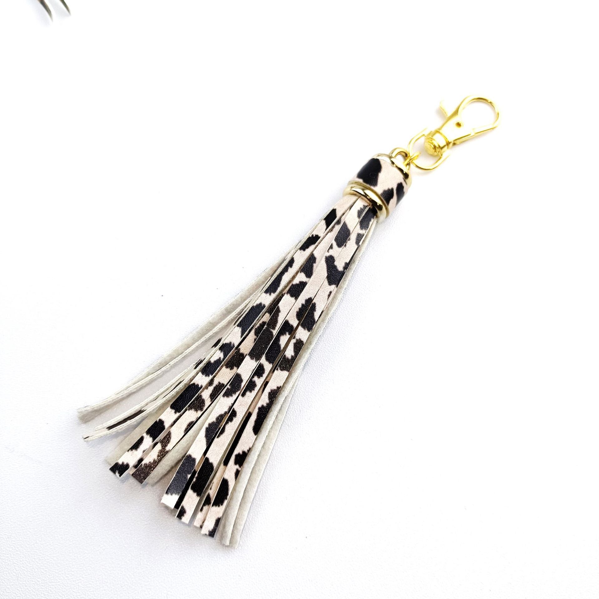 Wholesale Pu Leather Tassel Pendant Keychain
