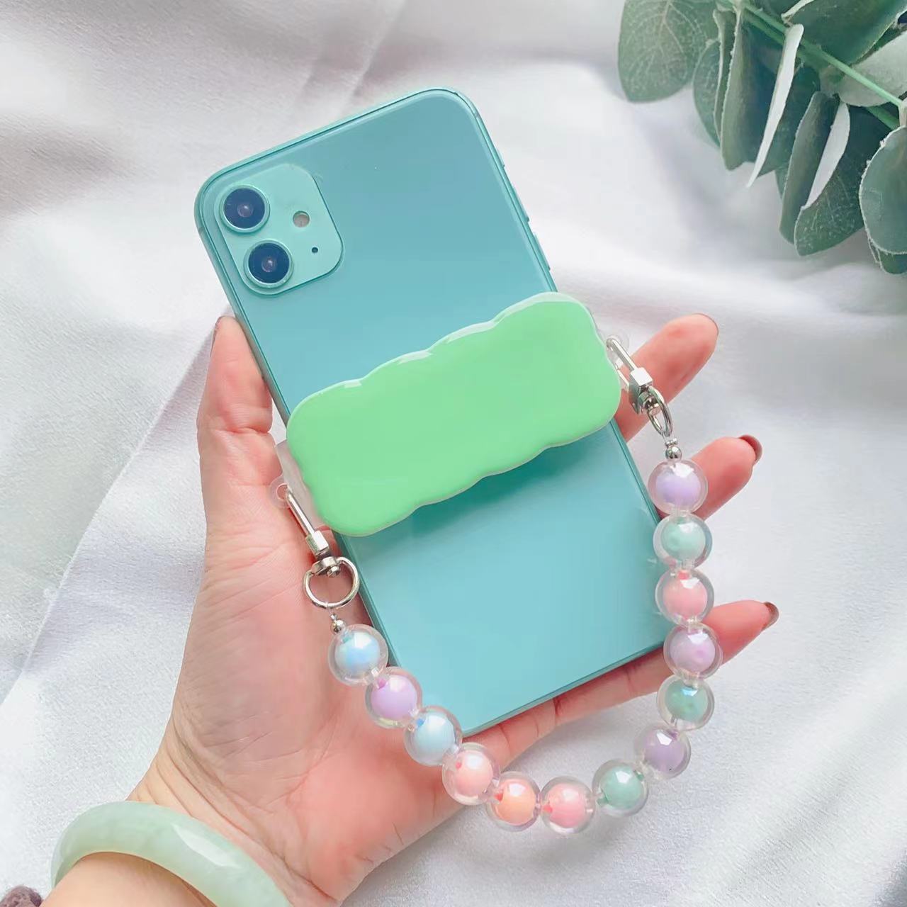 Wholesale Solid Color Epoxy Wave Edge Pearl Chain Portable Phone Holder